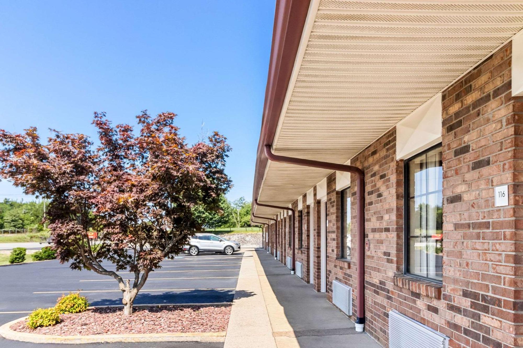 Econo Lodge Russellville Exterior photo